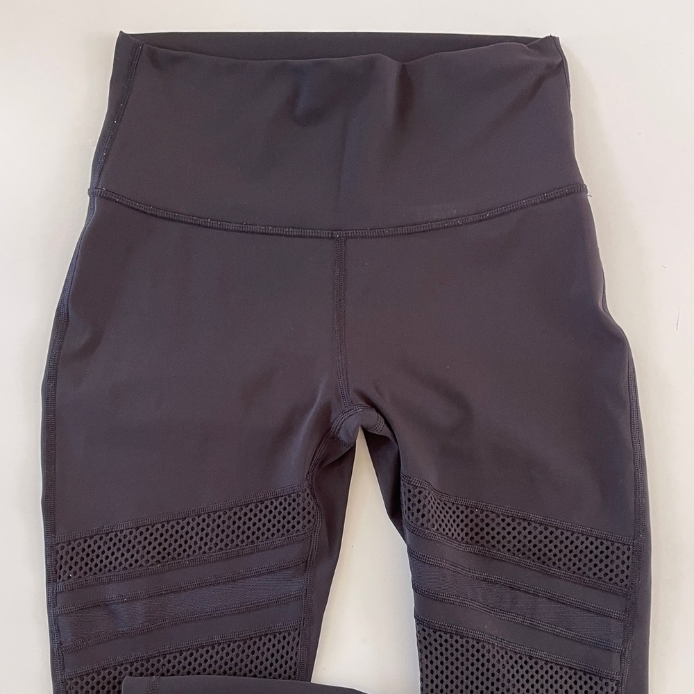 Lululemon Black Leggings with Mesh Detail - Picture 4 of 11